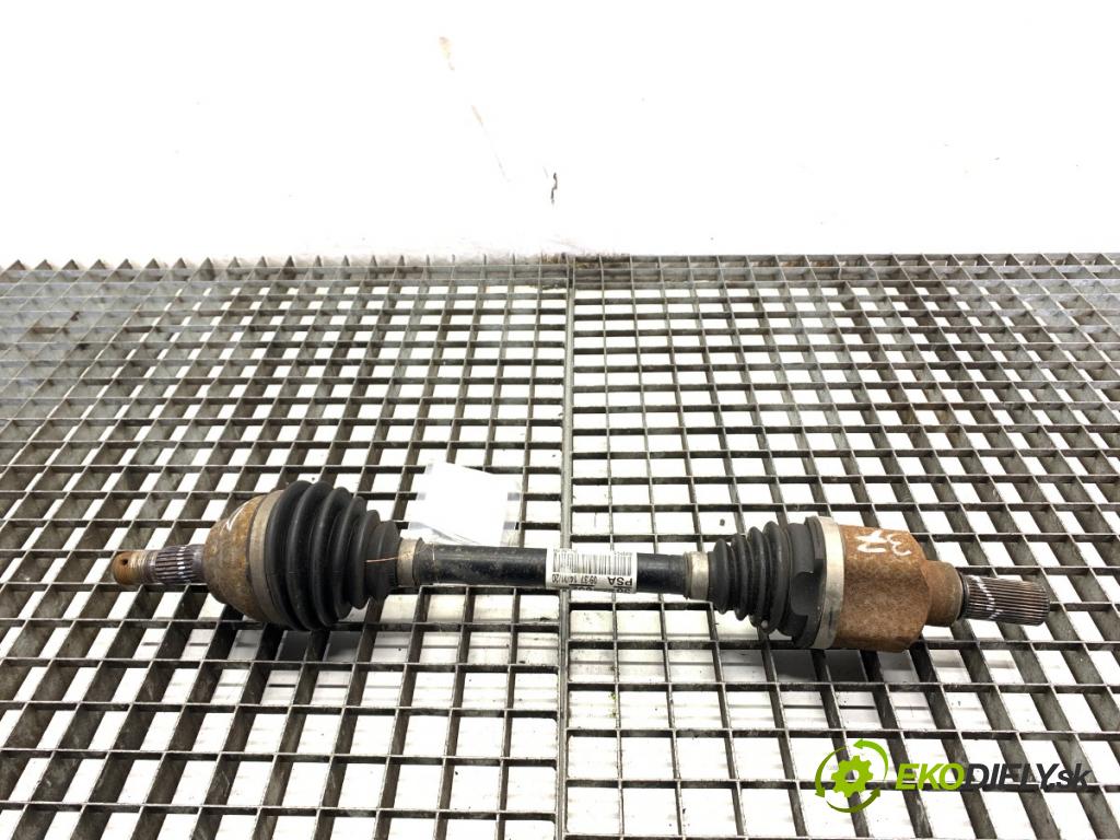CITROEN C3 III liftback 2020 81 kW 1.2 PURETECH 110 1199 poloos levý přední část 9807280280