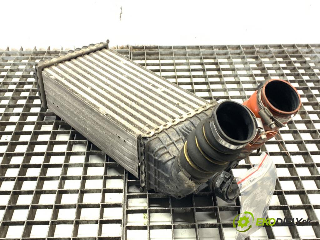 CITROEN C4 CACTUS liftback 2015 68 kW 1.6 HDi 90 1560 intercooler 9803900780 (Intercooler (chladič nasávaného vzduchu))