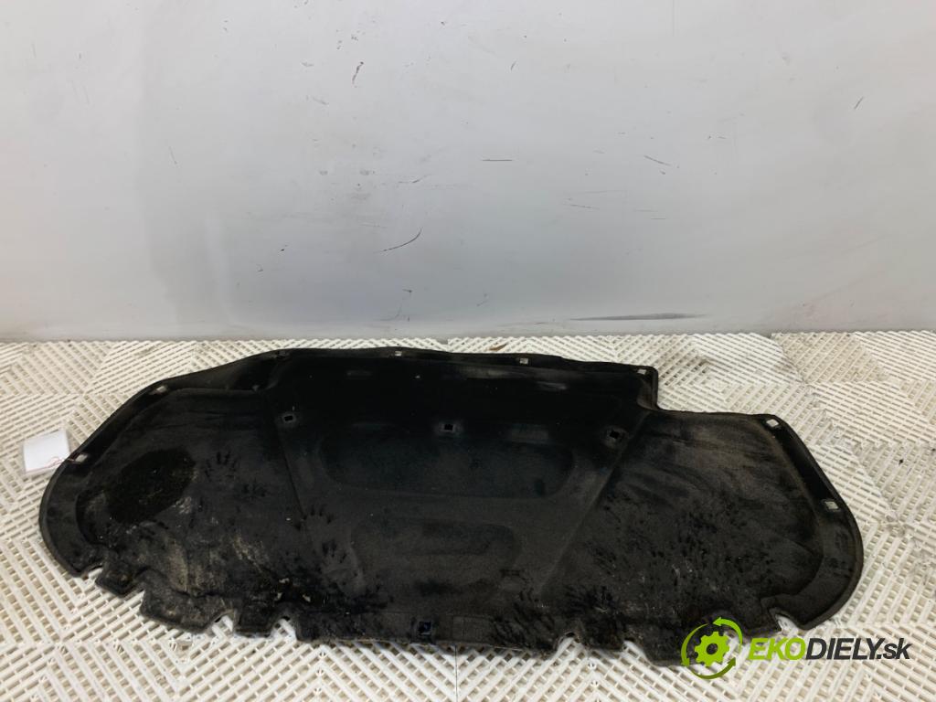 VW GOLF VII Kombi 2018 85 kW 1.6 TDI 1598 Odhlučnenie kapoty