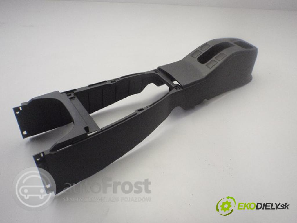 SUZUKI SX4    BRAK  Lakťová opierka Tunel Sedici Suzuki Sx4 1.6