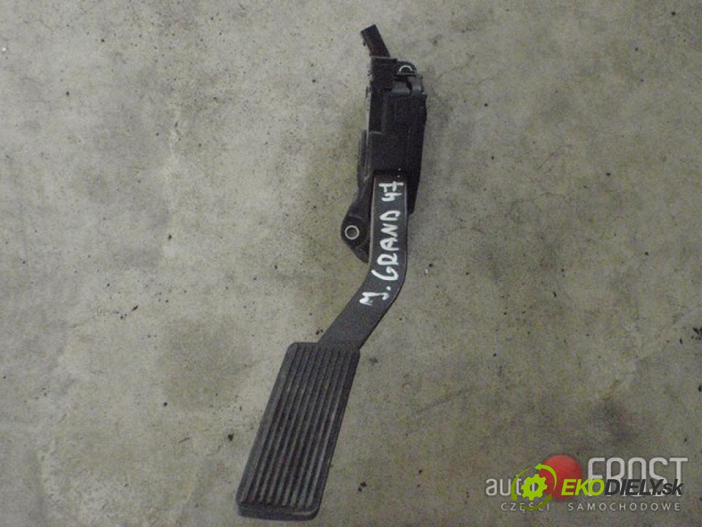JEEP GRAND CHEROKEE    BRAK  Potenciometer plynového pedálu III 05-