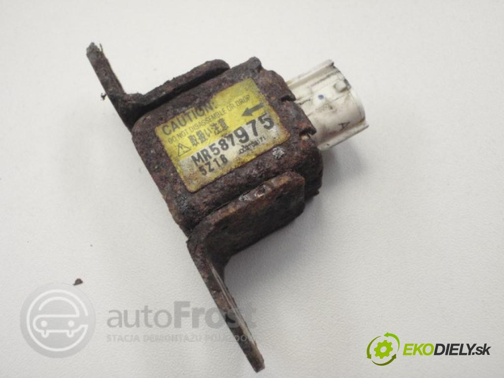 MITSUBISHI L200 BRAK snímač nárazu Mitsubishi L200 06-