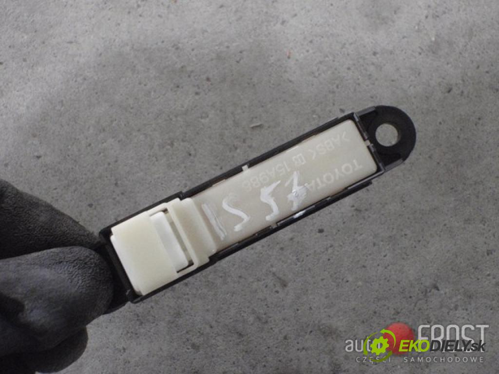 LEXUS IS 220    BRAK  prepínač Panel sedačky IS D