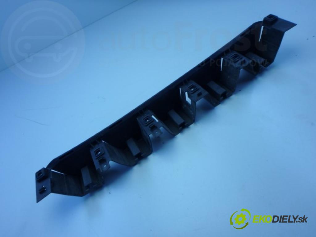 VOLVO S40 II    BRAK  výztuha nárazníka zadní část 3074950 Volvo S40 II