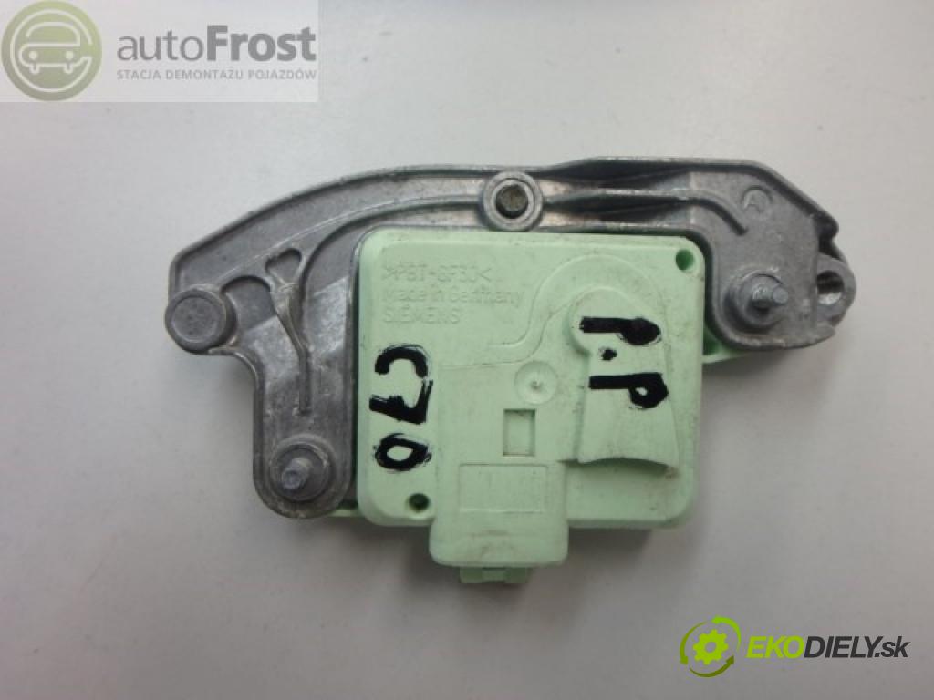 VOLVO C70 II    BRAK  senzor snímač nárazu Volvo C70 V50 30773062