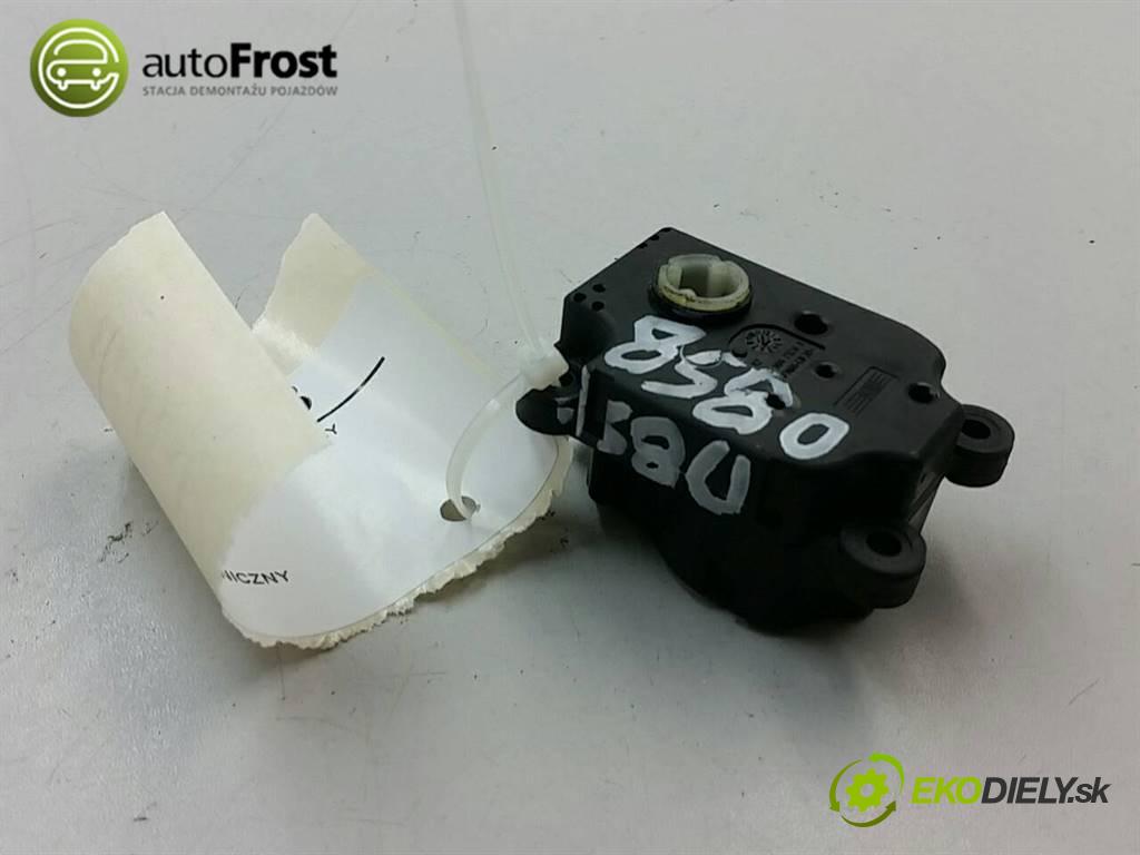 OPEL INSIGNIA    KOMBI  Motorček kúrenia 16451056 (Motorčeky kúrenia)