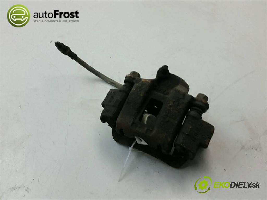 TOYOTA LAND CRUISER 120 3D 2003  120 3D 3.0 Brzdič strmeň zad ľavy  (Ostatné)