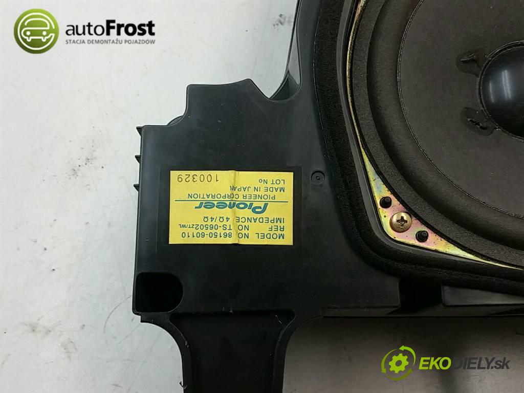 TOYOTA LAND CRUISER    120 3D  subwoofer 86150-60110 (Audio zariadenia)