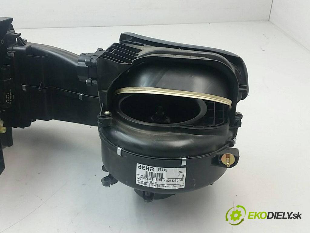 MERCEDES W210 E290 1999 129 kW E290 2.9 Výhrevné teleso, radiátor kúrenia  (Radiátory kúrenia)