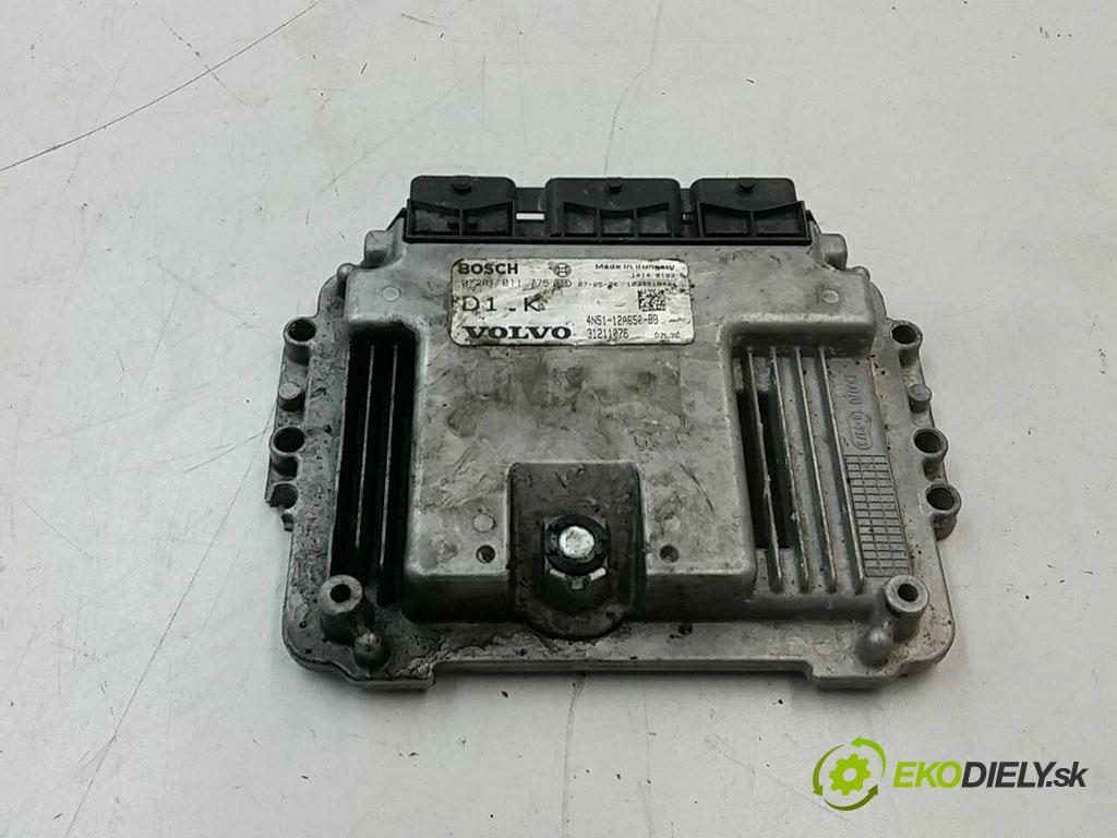 VOLVO V50 KOMBI 2007 110 kW KOMBI 1560 riadiaca jednotka Motor 4N5112A650 (Riadiace jednotky)