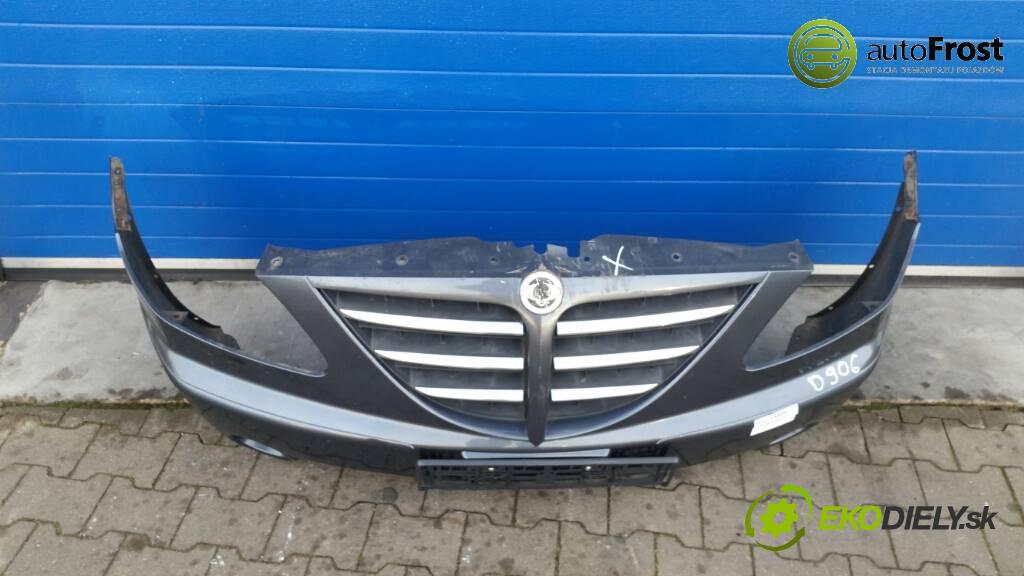 SSANGYONG RODIUS   2007 165 kW   2.7 nárazník přední část
