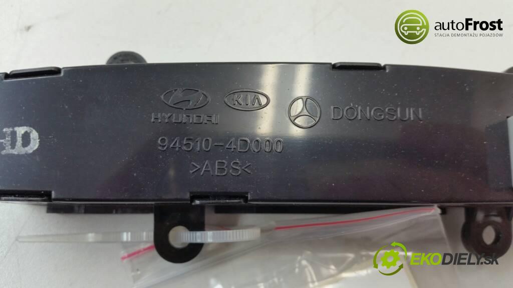 KIA CARNIVAL   2007 190 kW   2.7 Dislpej 94510-4D000 (Prístrojové dosky, displeje)