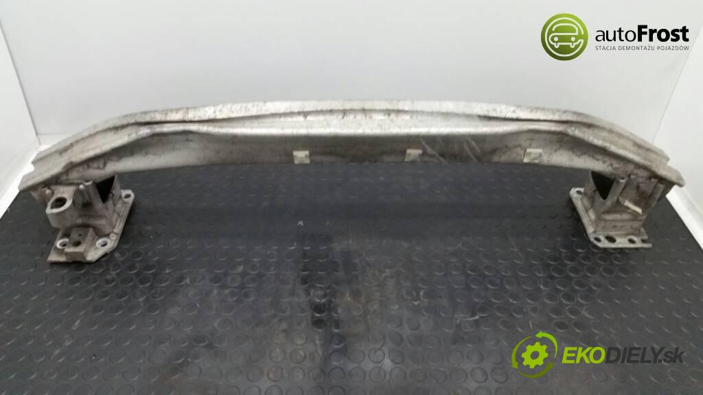 AUDI A8 D3 2008 233 kW D3 3.0 TDI Výstuha nárazníka predný  (Výstuhy predné)