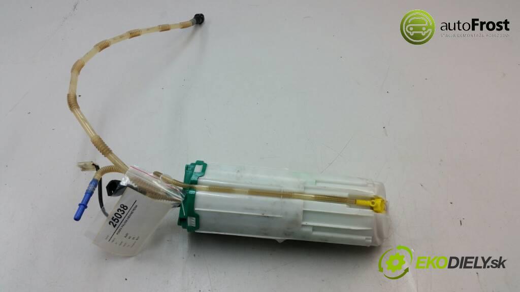 AUDI A8 D3 2008 233 kW D3 3.0 TDI Pumpa paliva vnútorná  (Palivové pumpy, čerpadlá, plaváky)