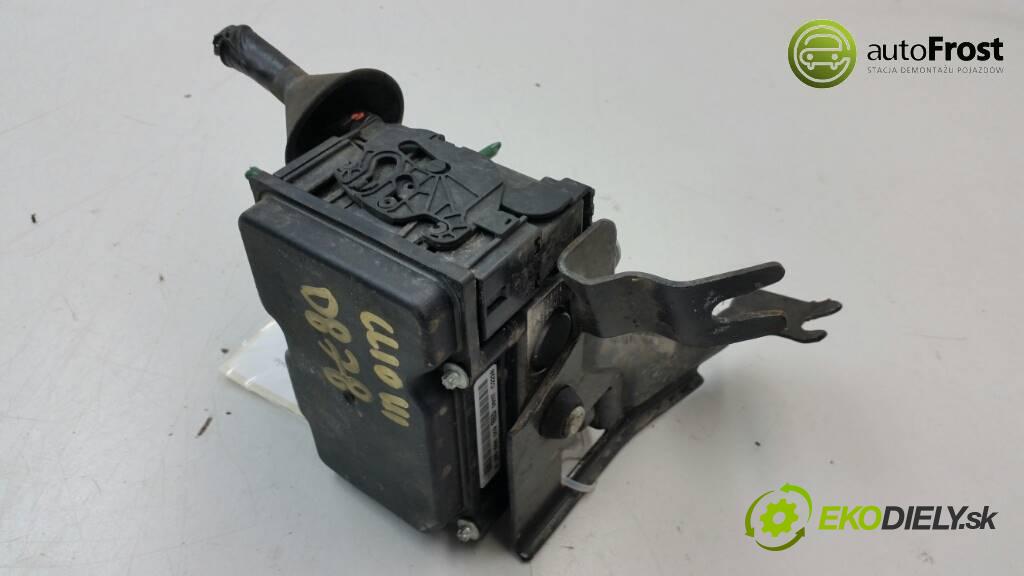 RENAULT CLIO III  2013 75 kW  1.5DCI Pumpa ABS 8200747140 (Pumpy ABS)