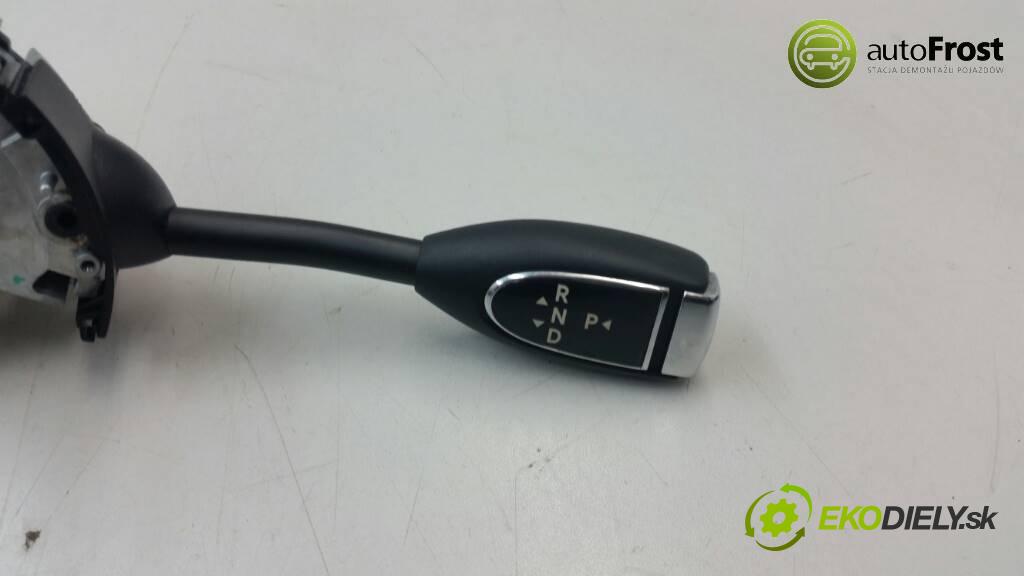 MERCEDES W221 S500 2008 388 kW S500 5.5 Prepínač kombinovaný A2215403845 (Prepínače, spínače, tlačidlá a ovládače kúrenia)