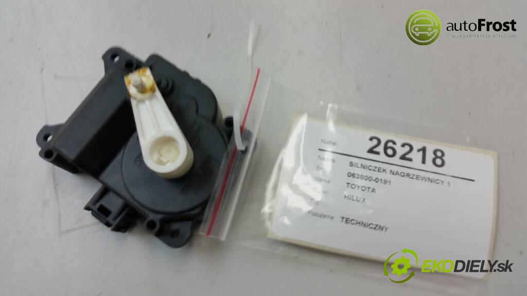 TOYOTA HILUX  2011 144 KM  3.0 Motorček kúrenia 1 063800-0181
