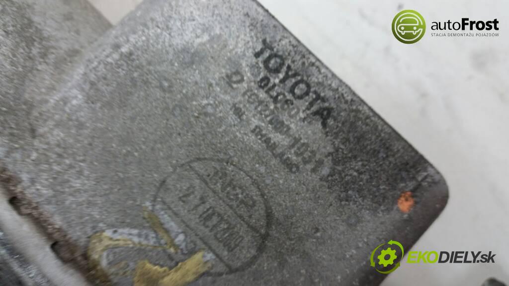 TOYOTA HILUX  2011 144 KM  3.0 intercooler  (Chladiče nasávaného vzduchu (intercoolery))