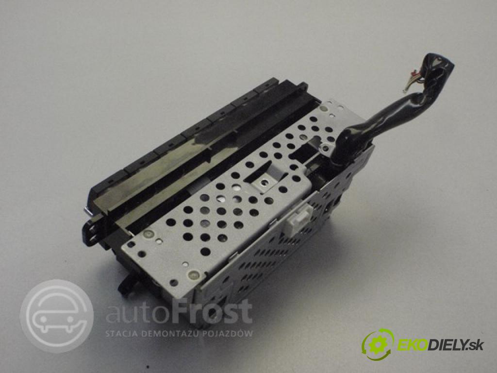LEXUS RX    BRAK  Panel klimatizácie Lexus RX rx400 03-