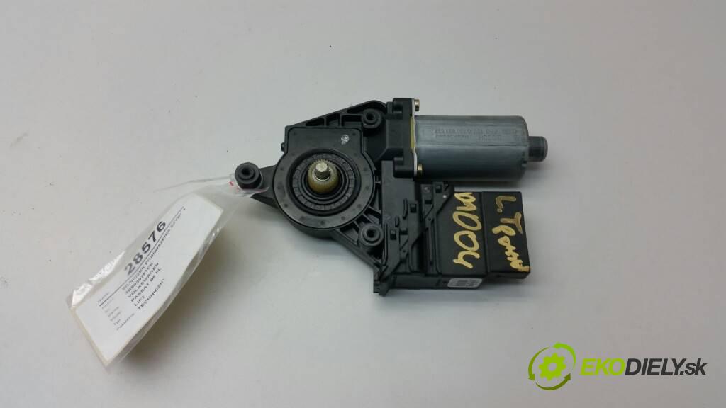 VOLKSWAGEN PASSAT B5 FL LIFT 2000 180 KM LIFT 2.5 TDI Motorček sťahovania okna zad ľavy 3B9839751CK (Motorčeky okien zadné ľavé)