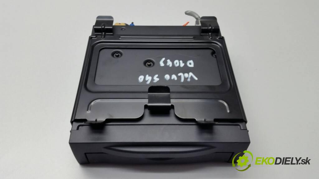 VOLVO S40 LIFT 2010 110 kW LIFT 1.6 D Menič CD 31310234 (CD meniče)