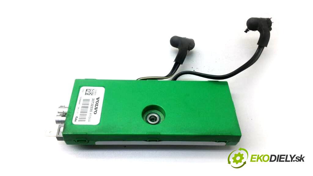 VOLVO S80 II 2007 175 kW II 3.2 Zosilňovač antenový 30732330 (Zosilňovače)