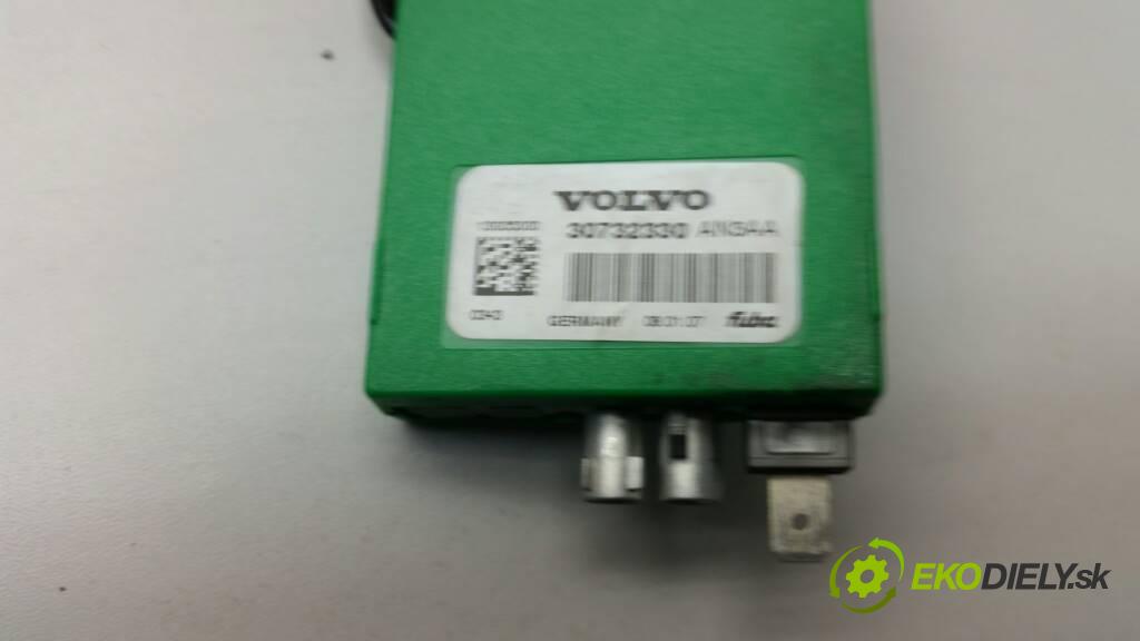 VOLVO S80 II 2007 175 kW II 3.2 Zosilňovač antenový 30732330 (Zosilňovače)