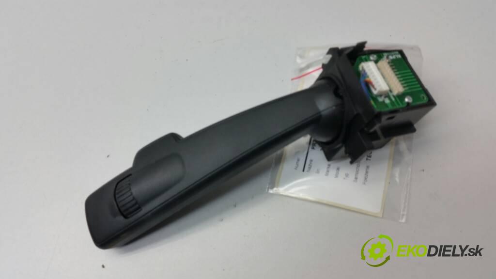 VOLVO S80 II 2007 175 kW II 3.2 Prepínač stieračov 30669860 (Prepínače, spínače, tlačidlá a ovládače kúrenia)