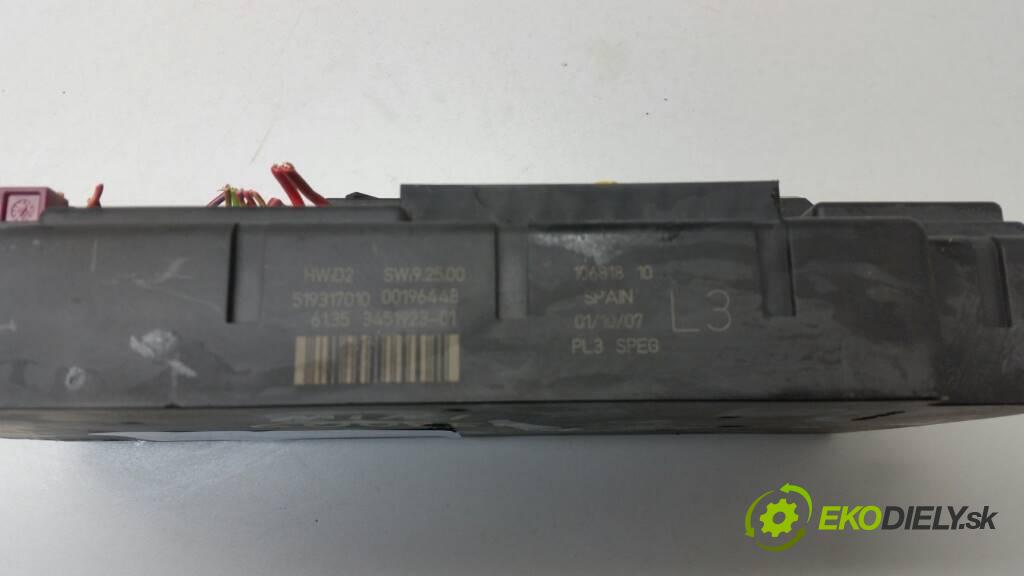 MINI COOPER R56 2007 120 kW R56 1.6 modul BSI 3451923-01 (Pojistkové skříňky)