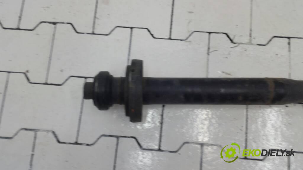 VOLKSWAGEN TOUAREG 7P  II 2010 240 kW 7P  II 3.0 V6 TDI BLUEMOTION CAS Kardaň, hriadeľ hnací 7P0521102K (Kardaňové hriadele)