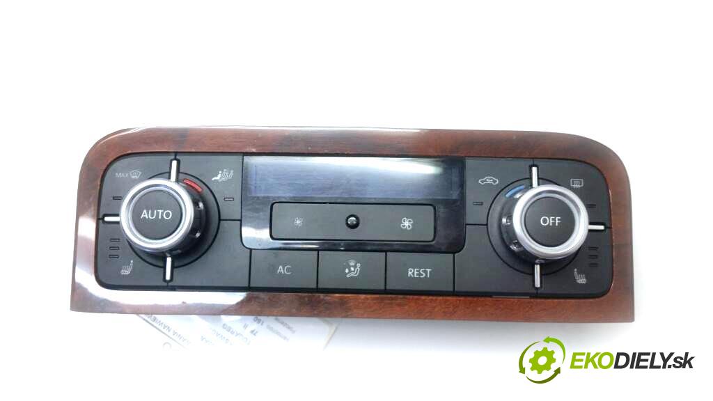 VOLKSWAGEN TOUAREG 7P  II 2010 240 kW 7P  II 3.0 V6 TDI BLUEMOTION CAS Panel ovládania kúrenia 7P6907040AA (Prepínače, spínače, tlačidlá a ovládače kúrenia)