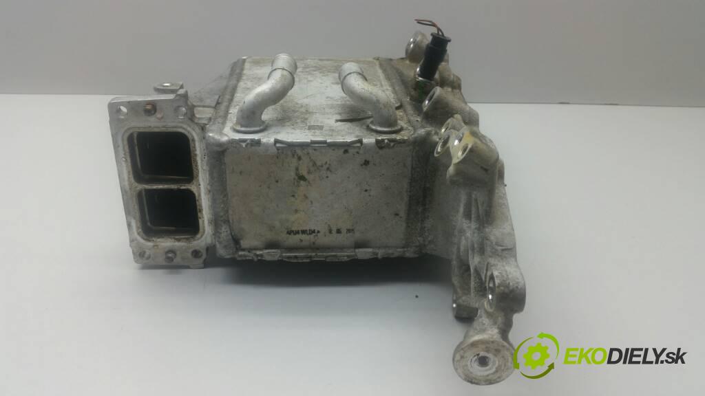 SKODA OCTAVIA III 2015 105 KM CLHA III 1.6 Potrubie sacie, sanie 04L129766S UŁAMANY UCHWYT, WGNIECIONY (Sacie potrubia)