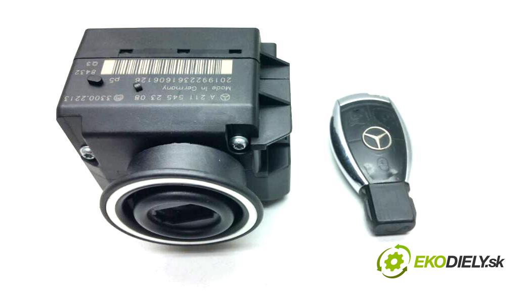 MERCEDES W211 LIFT 2009  LIFT 2.2 CDI spinačka A2115452308 KLUCZYK TRZY FUNKCJE  (Spínacie skrinky a kľúče)
