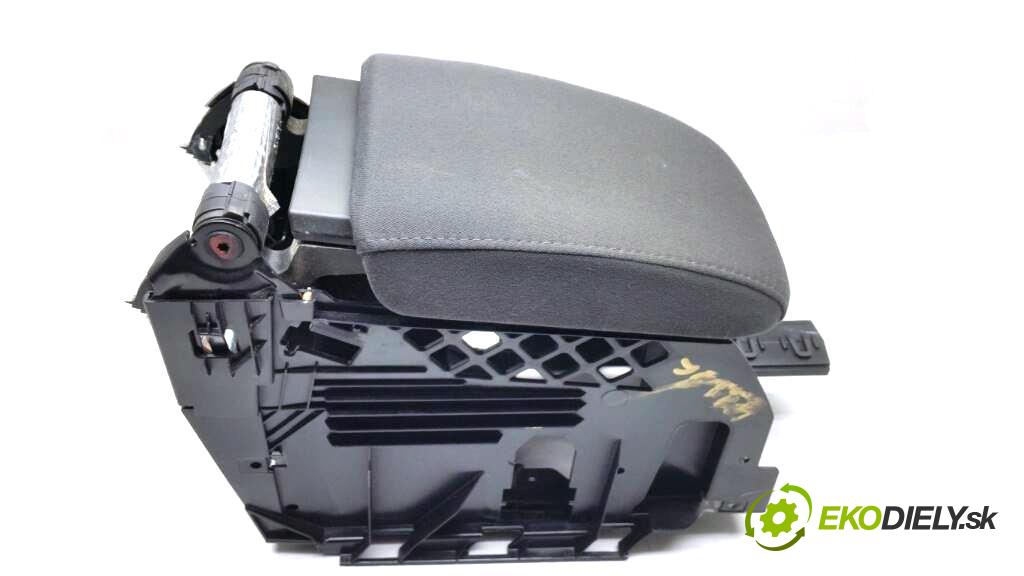 VOLKSWAGEN JETTA V 2005 105 kW V 1.9 TDI BKC Lakťová opierka tunelu 1K5864251B