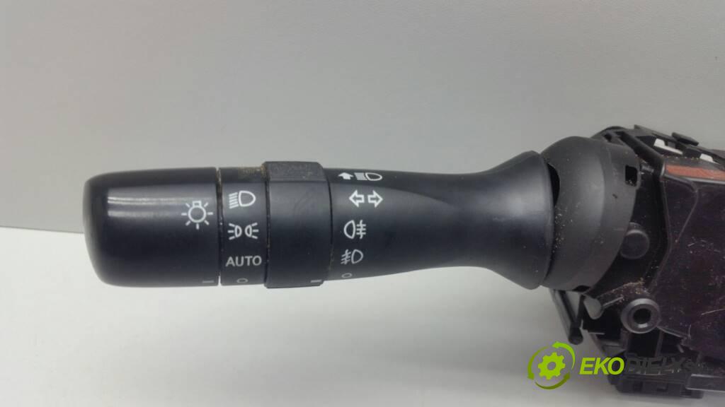 TOYOTA AVENSIS T27 2009 150 kW T27 2.2 D4D Prepínač kombinovaný 173832 (Prepínače, spínače, tlačidlá a ovládače kúrenia)