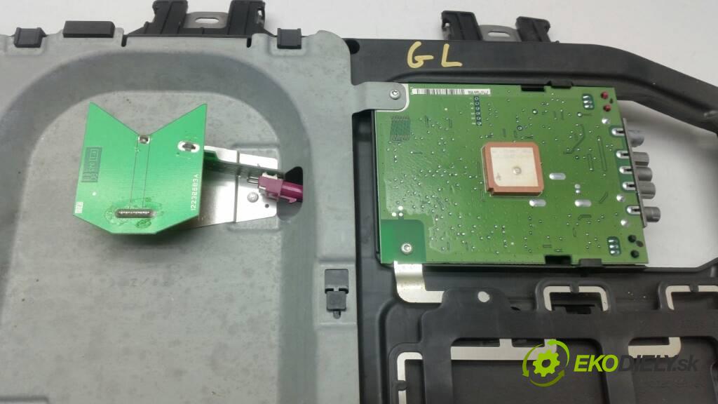 MERCEDES-BENZ GL420 CDI X164 2007 306 kW X164 4.0 Zosilňovač antenový  (Zosilňovače)