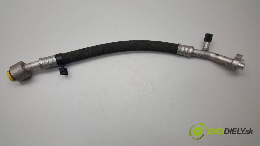 VOLKSWAGEN TOUAREG       rúrka klimatizácie 7L6820744H