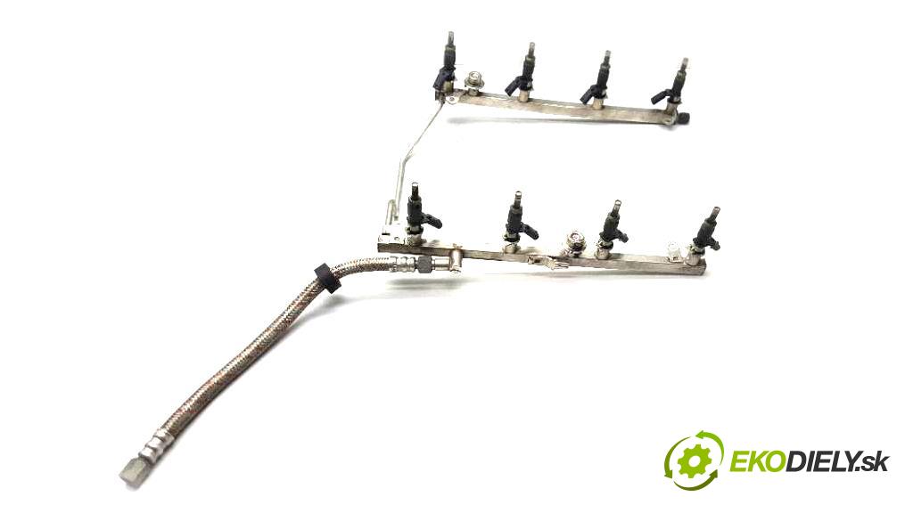 MERCEDES W221 S500 2008 388 kW S500 5.5 Lišta vstrekovacia A2730700795 (Vstrekovacie lišty)