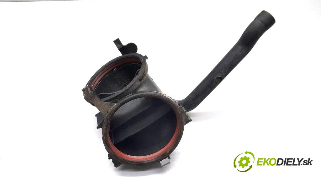 MERCEDES W221 S500 2008 388 kW S500 5.5 Rúra hadice trubka vzduchu DOLOT A0041539728 (Hadice chlazení vzduchu)