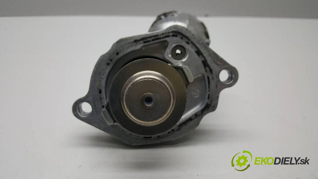 MERCEDES W221 S500 2008 388 kW S500 5.5 Termostat A2732000215 (Termostaty)