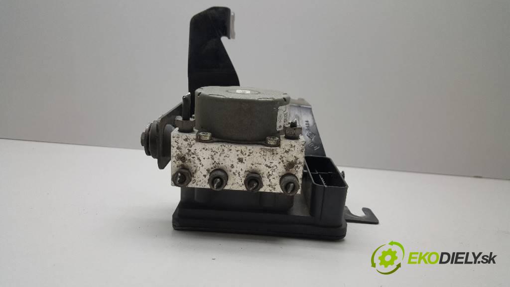 DACIA DOKKER DCI 2014  DCI 1461,00 Pumpa ABS 476608587R (Pumpy ABS)
