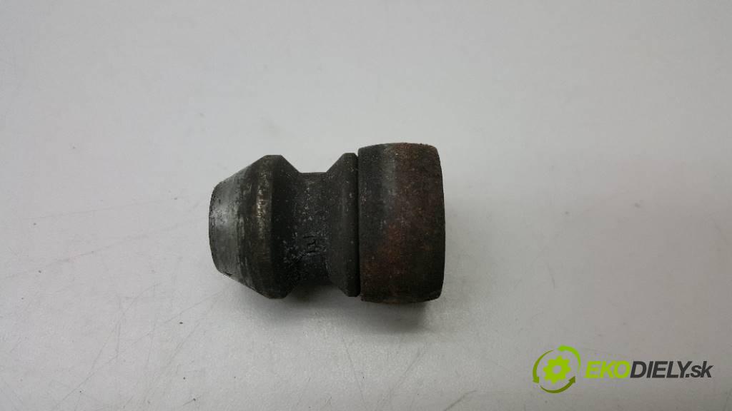 KIA CARENS III       skrutky matice pneumatík ZABEZPIECZENIE