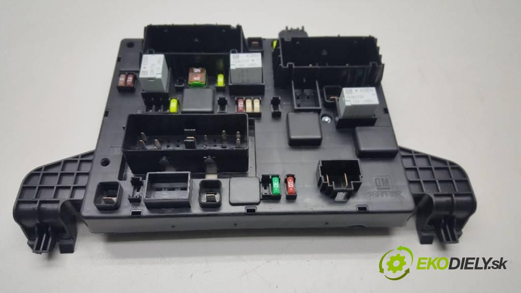 OPEL ZAFIRA C TOURER  2013 130 kW C TOURER  1956,00 Modul BSI 365927271   (Poistkové skrinky)