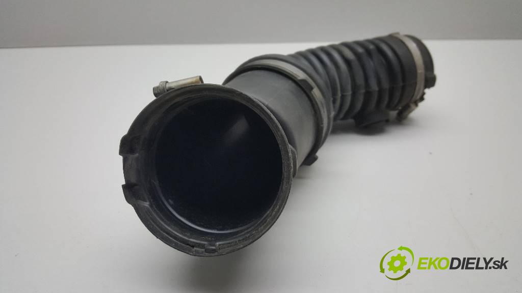 OPEL ZAFIRA C TOURER  2013 130 kW C TOURER  1956,00 Rúra hadice trubka vzduchu 13254634 (Hadice chlazení vzduchu)