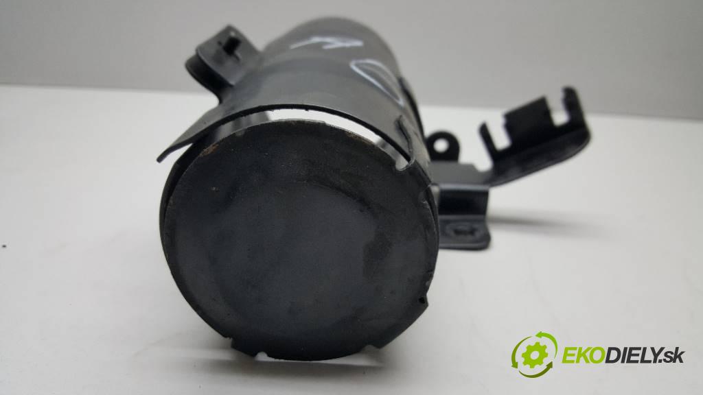 AUDI A6 C6 2004 224 kW C6 3.0 TDI Obal filtra paliva 4F0201987E