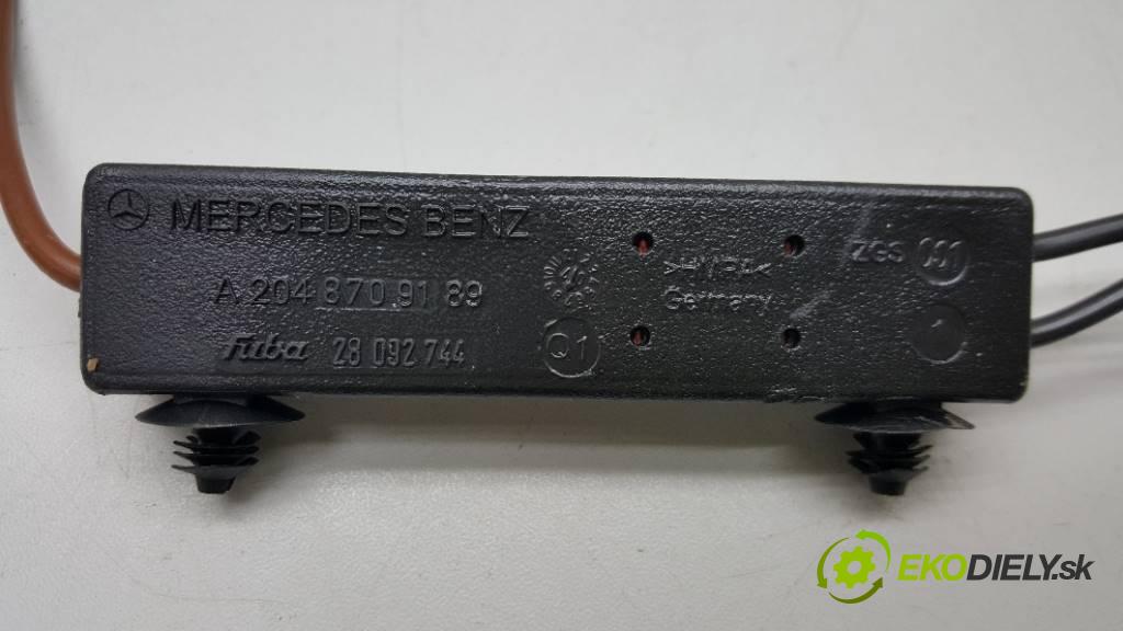 MERCEDES-BENZ C220 CDI W204 2007 136 kW W204 2148 Zosilňovač antenový A2048709189 (Zosilňovače)