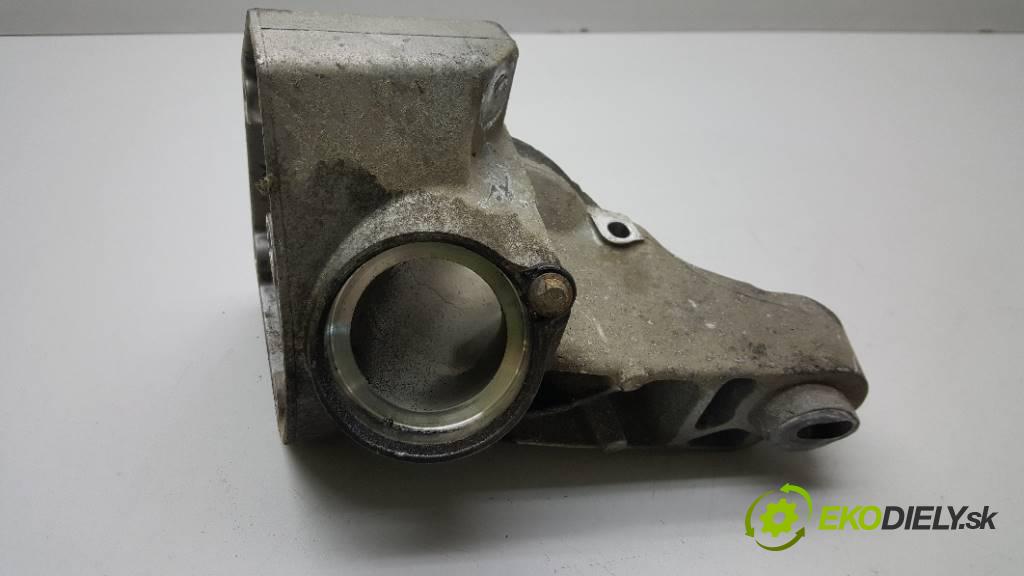 MERCEDES-BENZ C220 CDI W204 2007 136 kW W204 2148 Držiak AirBag A6462230604