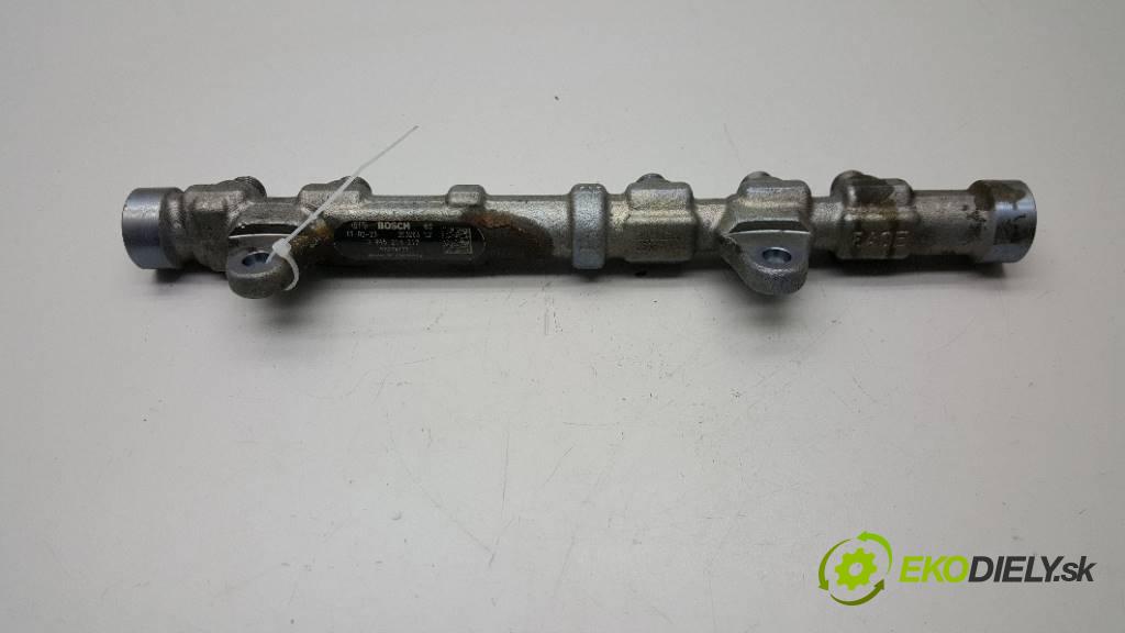 FIAT FIORINO NEMO BIPPER 2013 75 kW NEMO BIPPER 1248 Lišta vstrekovacia 55234437   0445214217 (Vstrekovacie lišty)