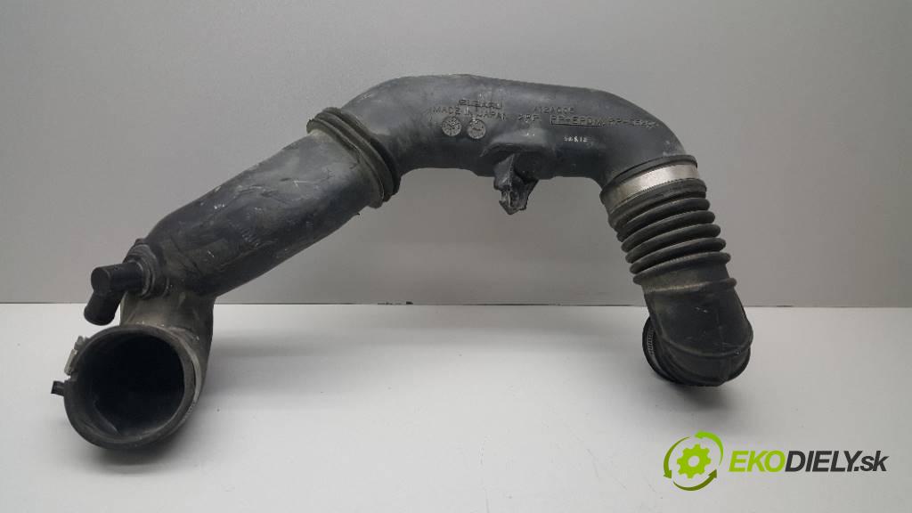 SUBARU FORESTER III 2010 147 kW III 2.0 Rúra hadice trubka vzduchu A12AG05 (Hadice chlazení vzduchu)