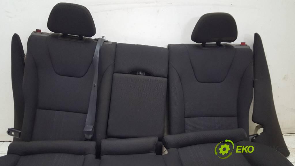 VOLVO V 60  2012 114 kW    1560,00 ccm Sedadlo